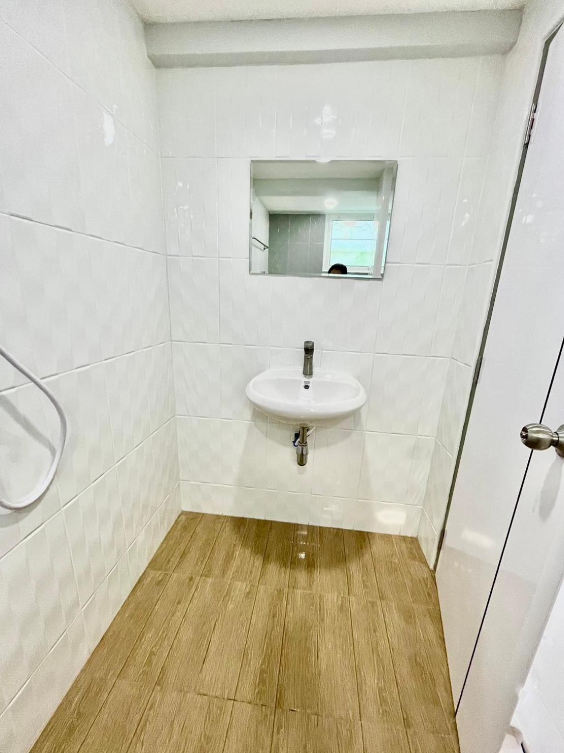 Отель Number9 Bangkoknoi Bkk Экстерьер фото